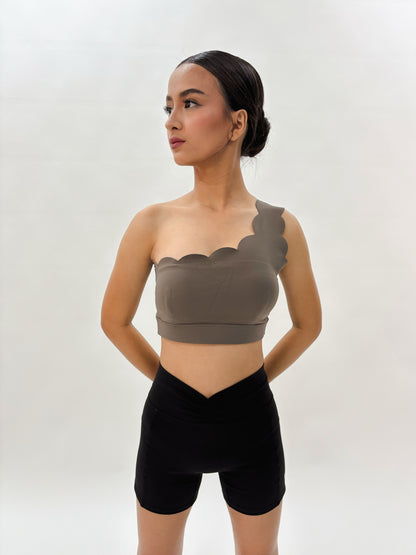 MID Ruched Waist Short