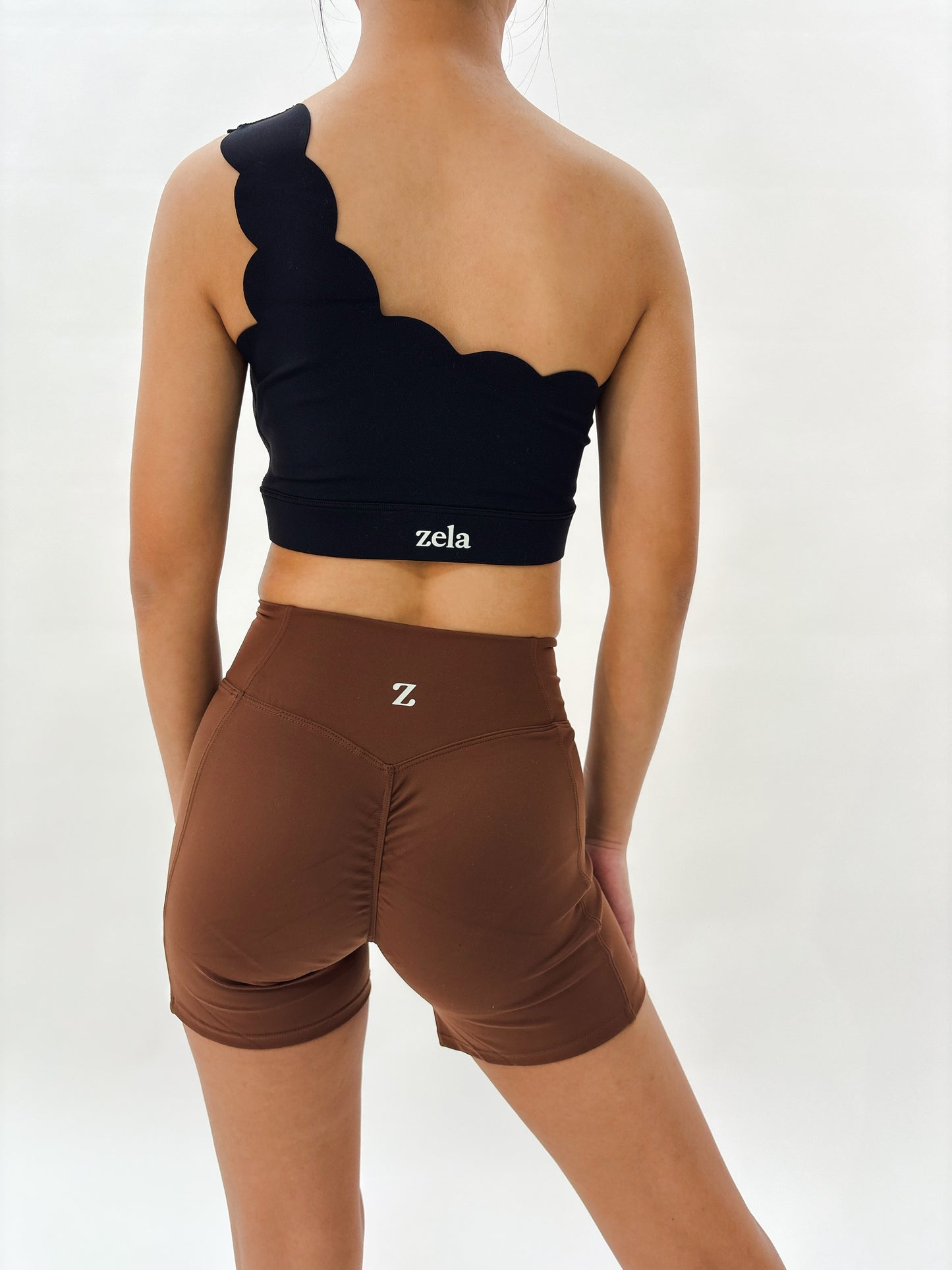 MID Ruched Waist Short