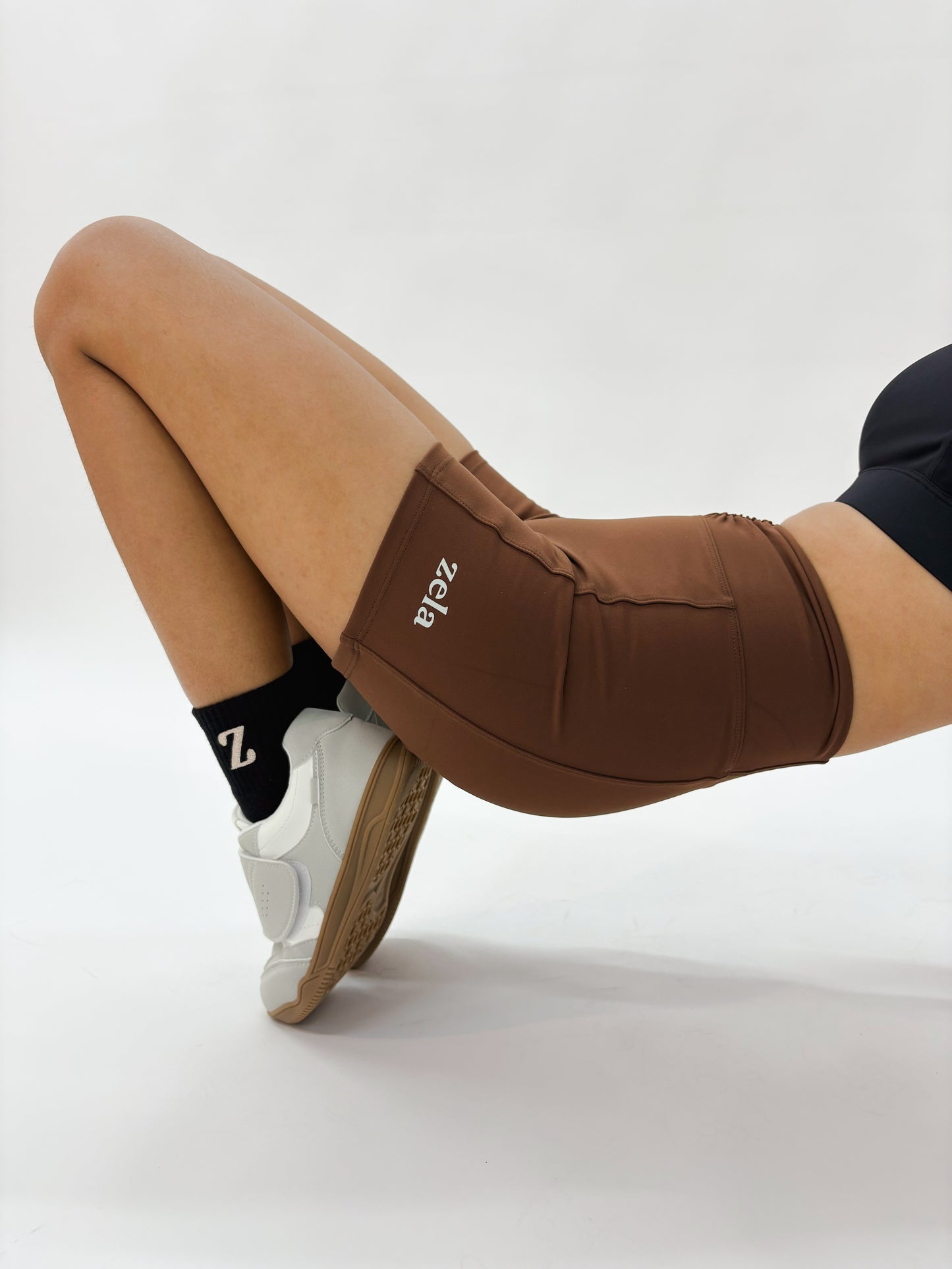MID Ruched Waist Short