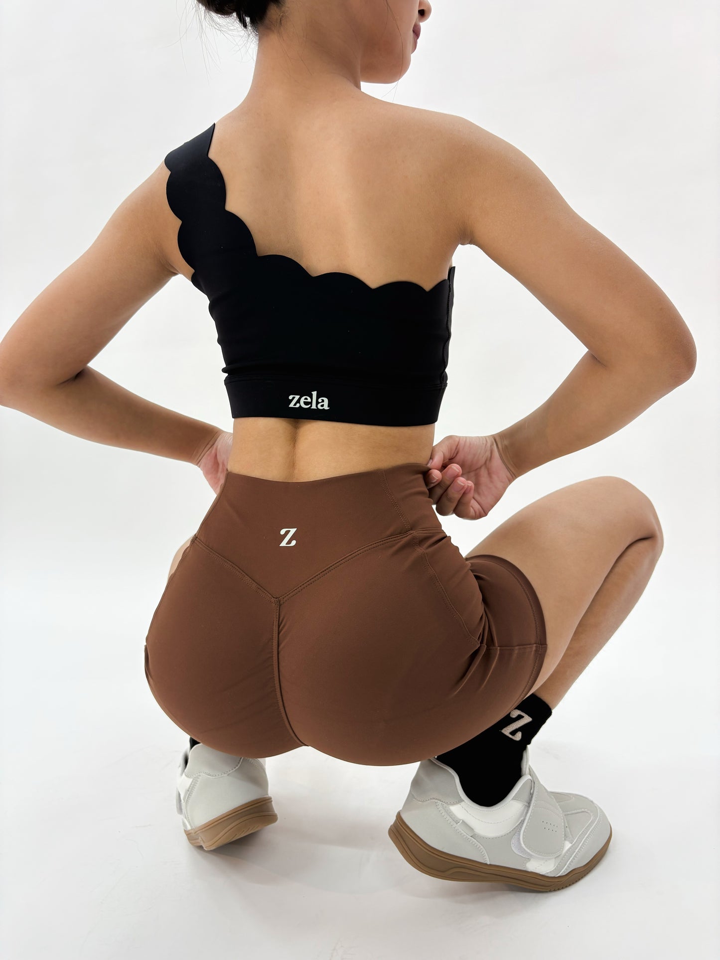 MID Ruched Waist Short