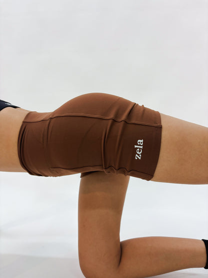 MID Ruched Waist Short