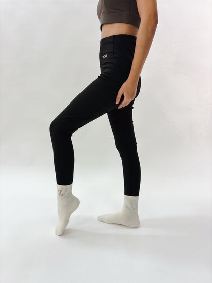 BASE Straight Legging