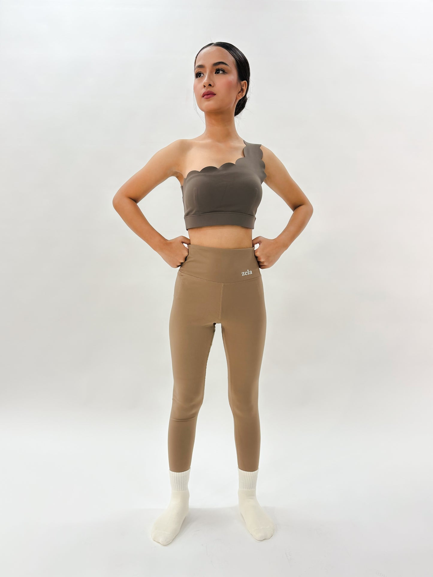 BASE Straight Legging