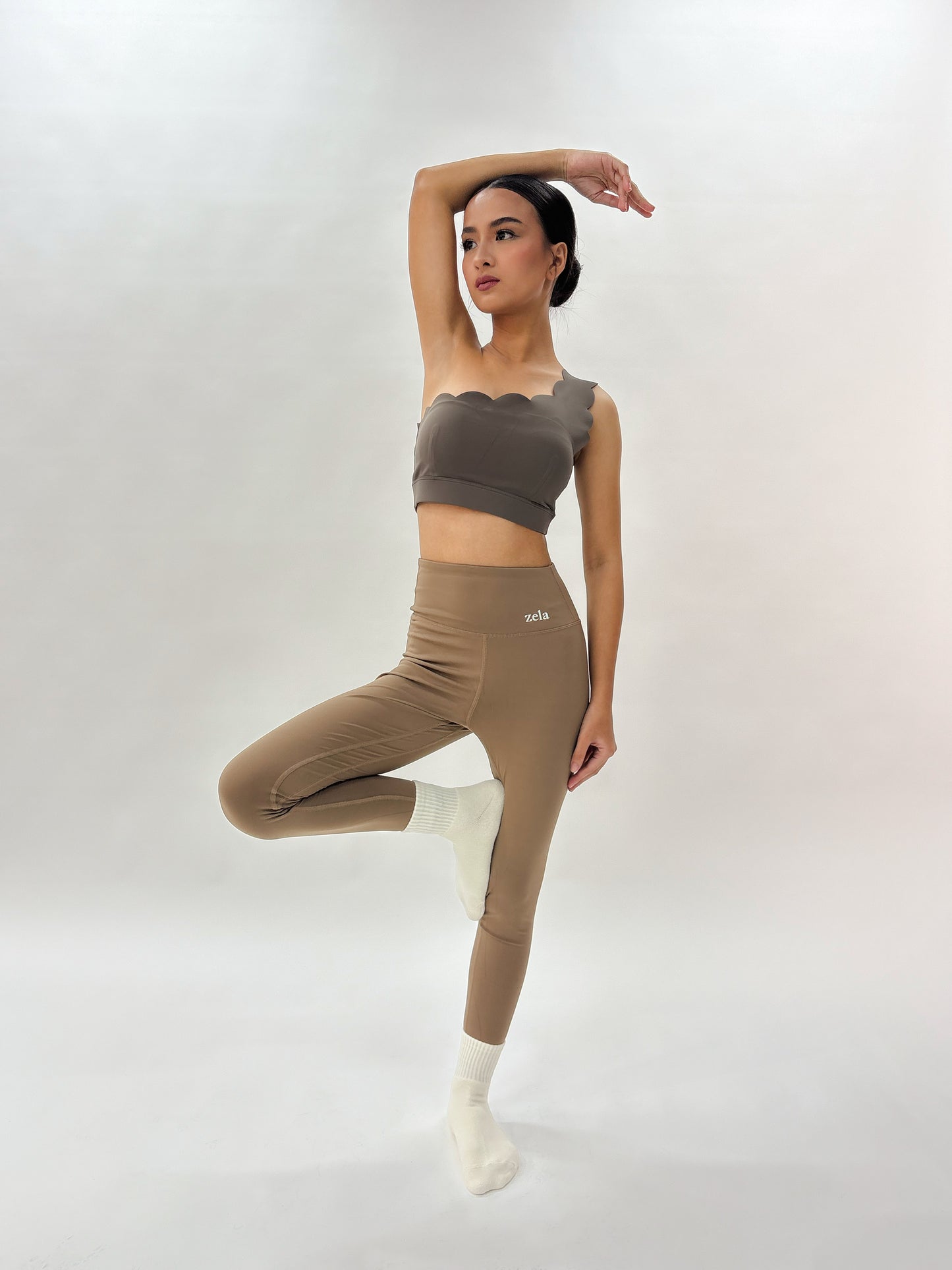 BASE Straight Legging